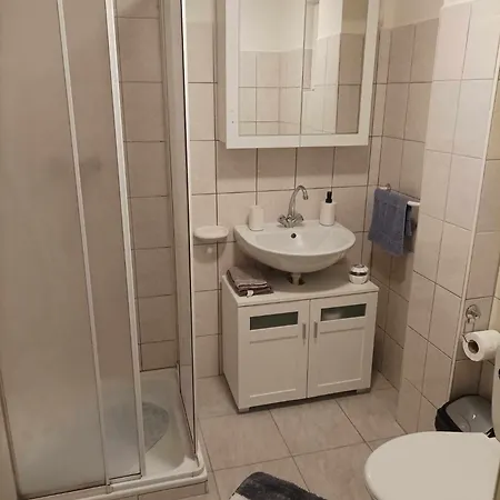 Сasa de vacaciones Napfeny Ueduelohaz
